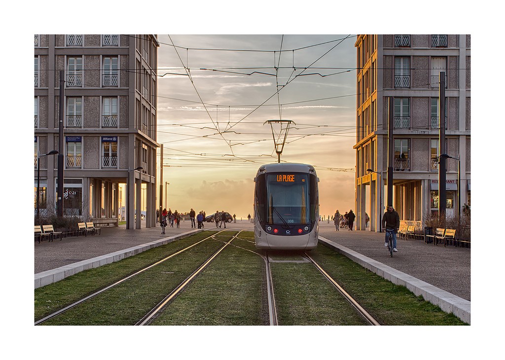 Un Tramway Pour La Plage